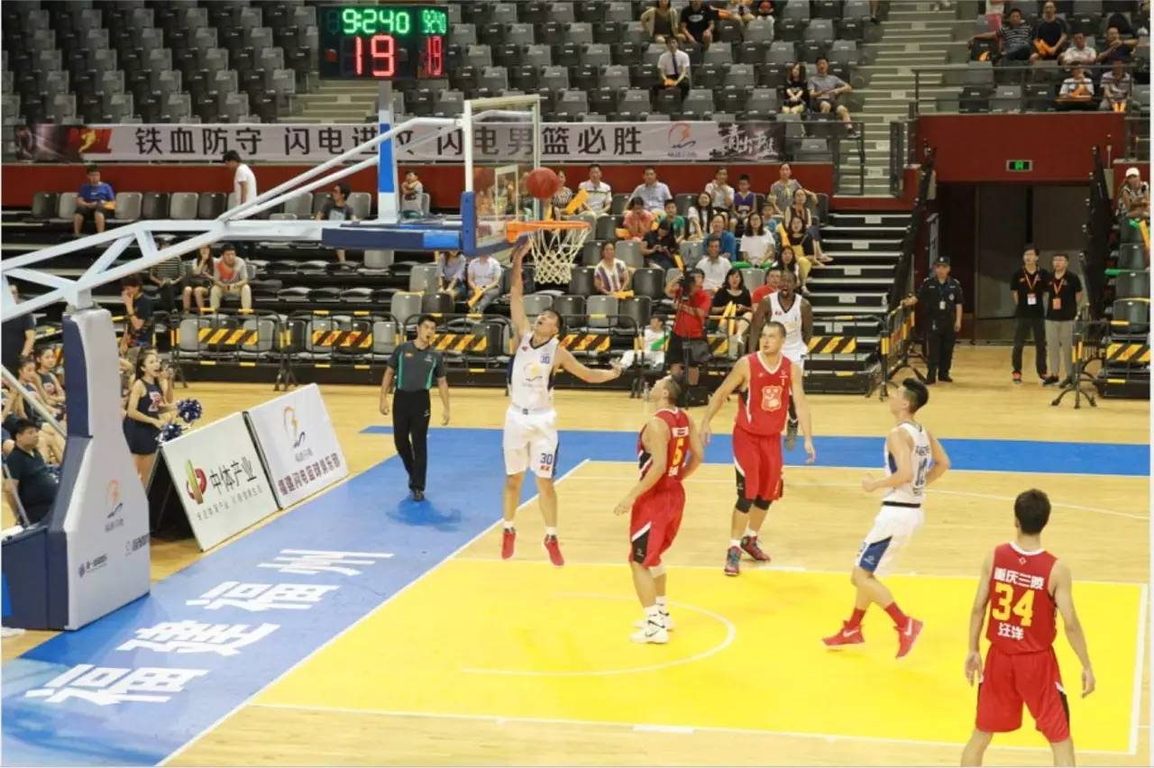 让巴萨在门 让巴萨在门